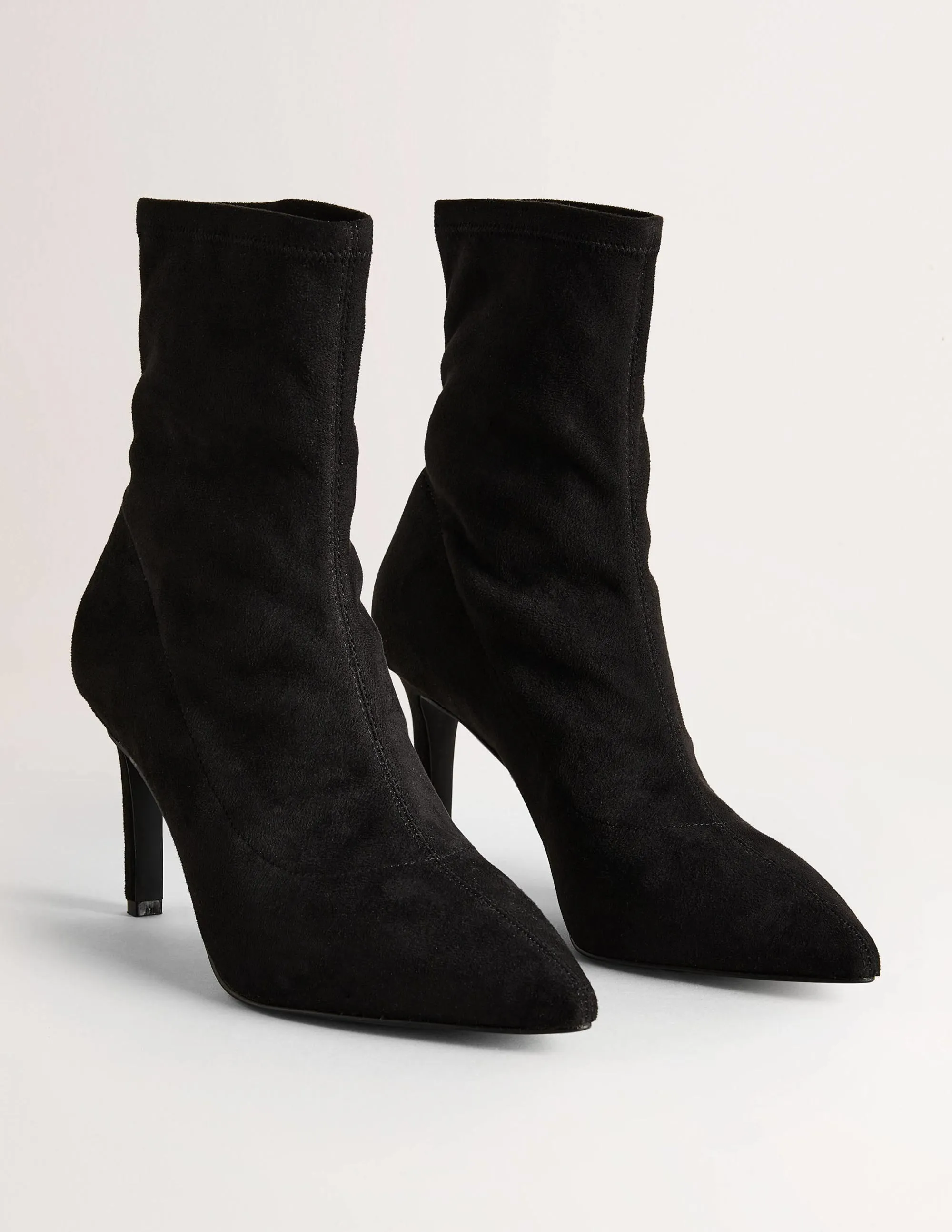 Ankle Stretch Boots-Black