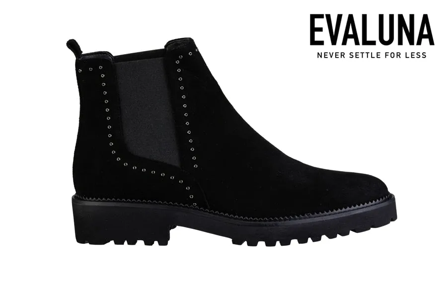 Eva Studs Black