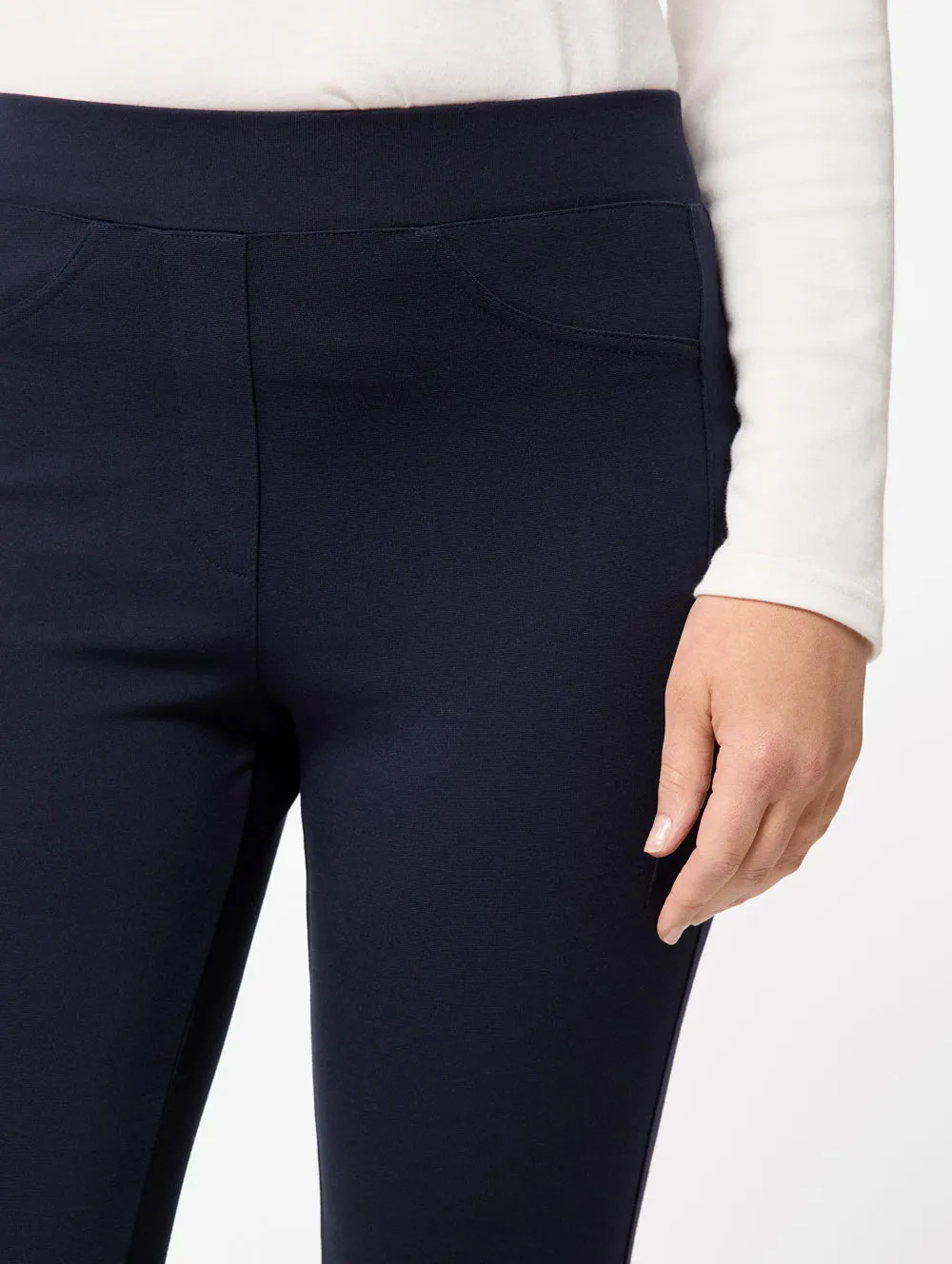 Moda Short Length Pant