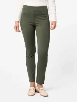 Moda Slim Leg Short Pant