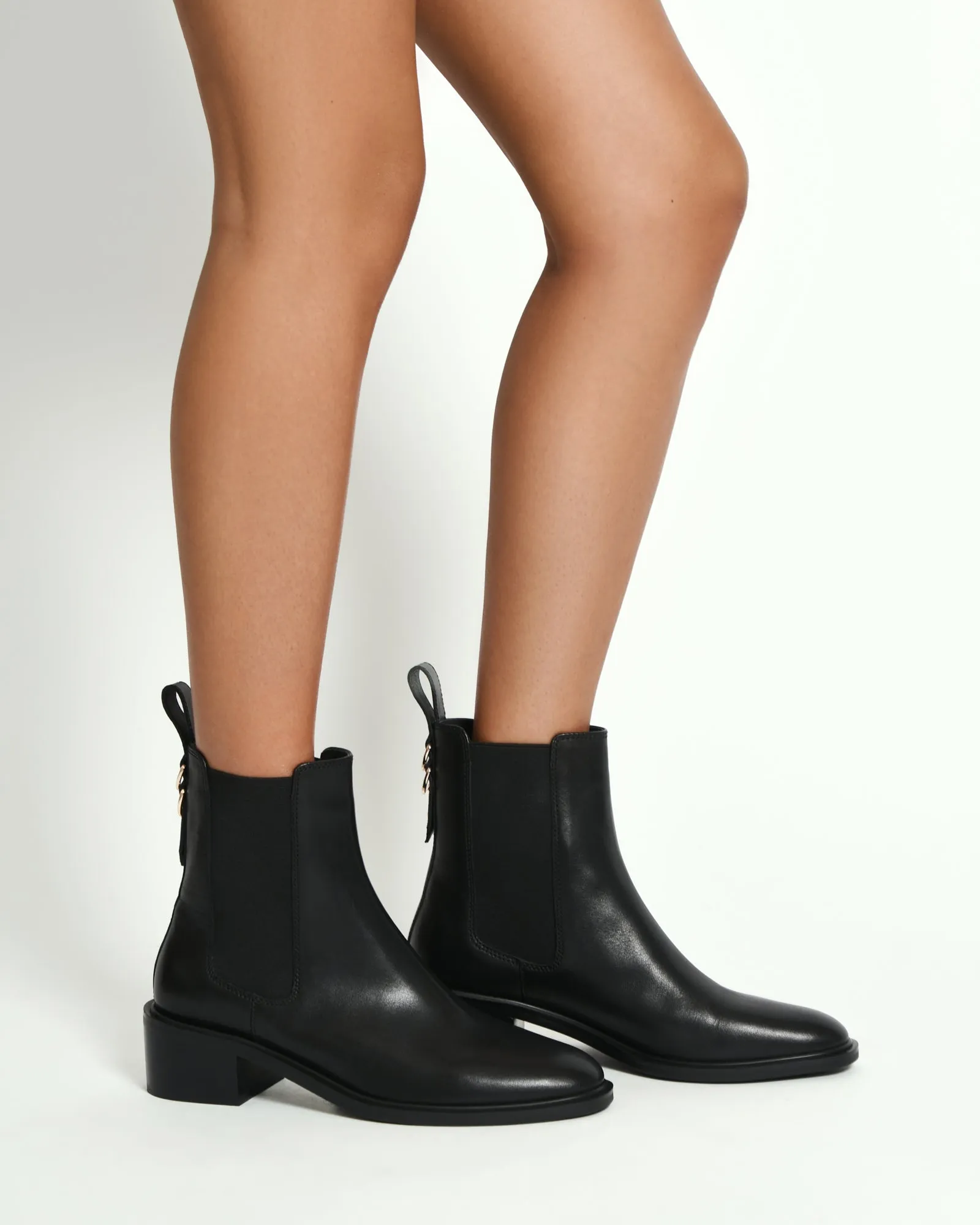 MONA FLAT ANKLE BOOTS BLACK LEATHER