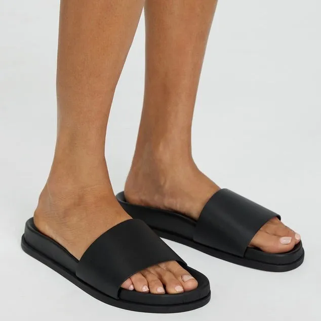 Oberon Footbed Black