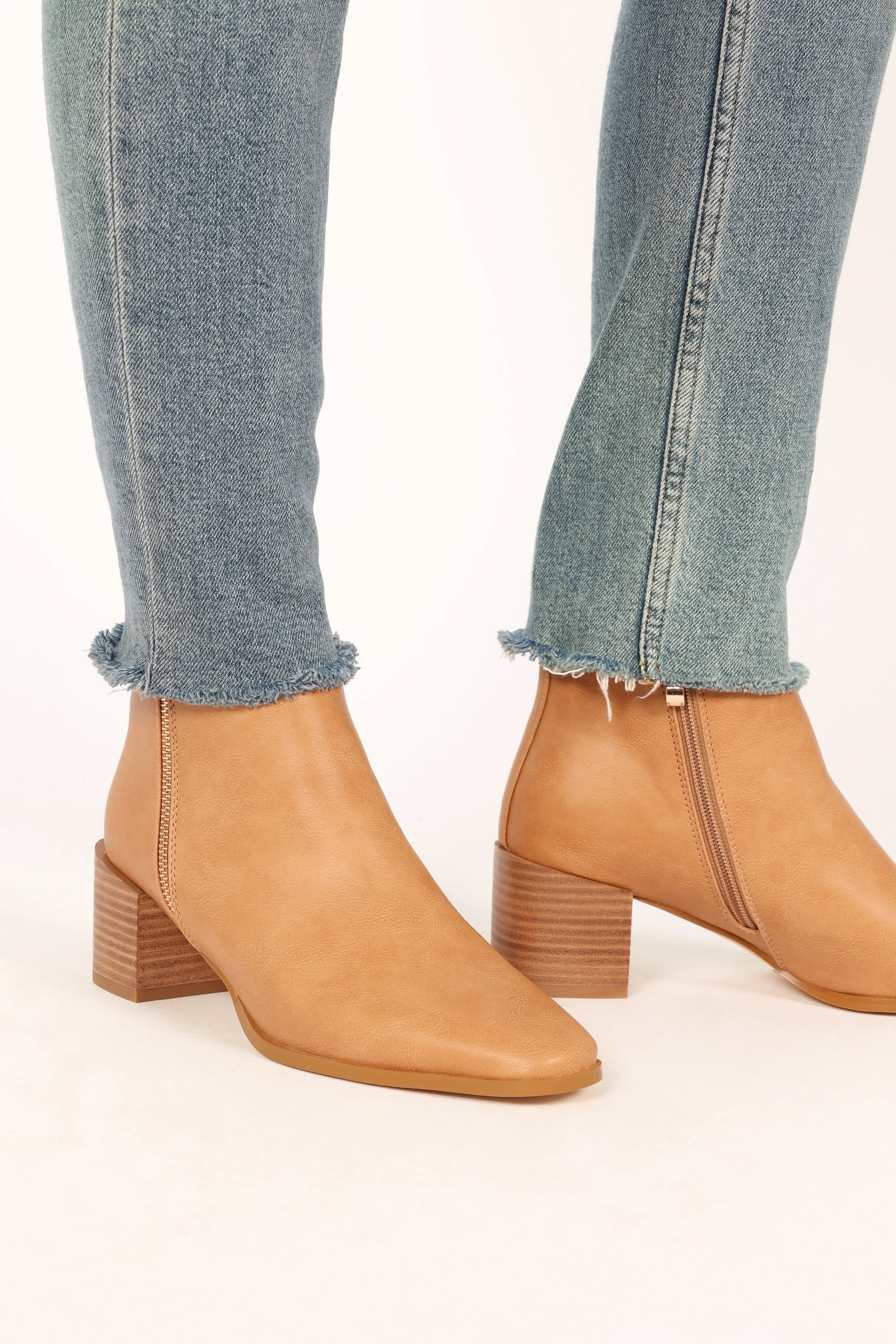 Oliver Ankle Boot - Camel