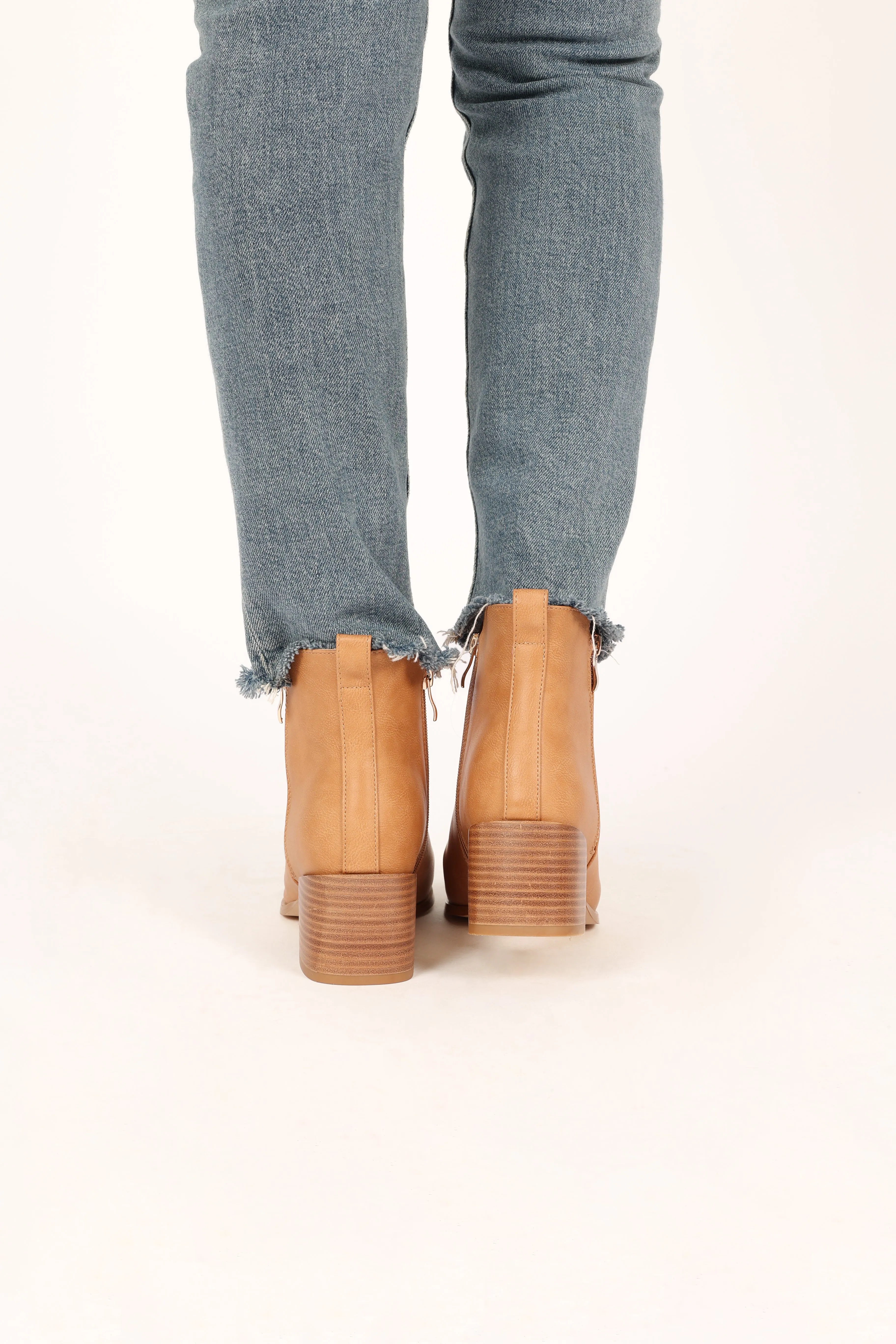 Oliver Ankle Boot - Camel